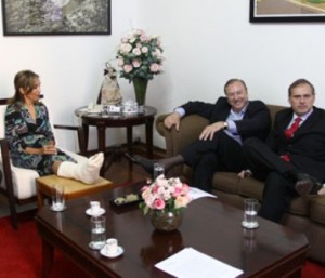 Eymael em reunião com a Prefeita de Ribeirão Preto, Dárcy Vera.