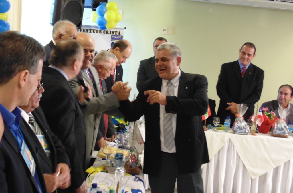  O jornalista Armando Barreto no momento dos agradecimentos pela cerimônia de filiação realizada durante o encontro. (Foto: Assessoria de Imprensa PSDC)